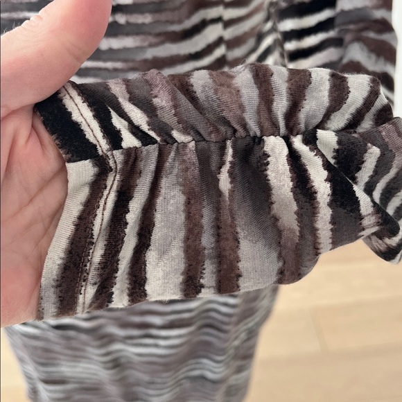 TOMMY BAHAMA Tiger Tide Long Sleeve Dress Stretch Ruching Faux Wrap Travel Event - Picture 7 of 17